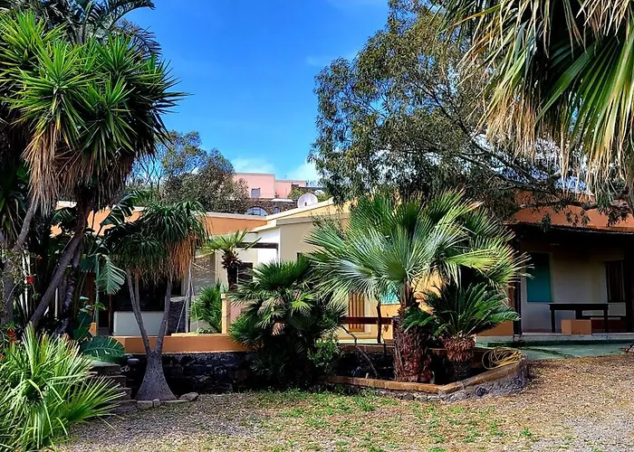 L'oasi Di Recale Scauri (Sicily)